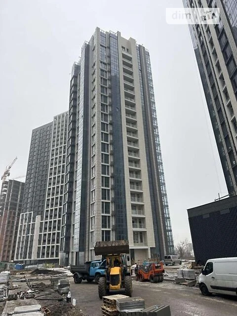 Продаж 3к квартири 82 кв. м на вул. Андрія Верхогляда ЧЕРГА