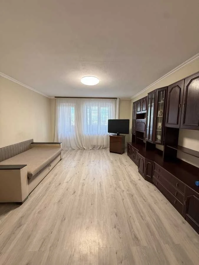 Продаж 3-кімнатної квартири 77 м², Азербайджанська вул., 16/