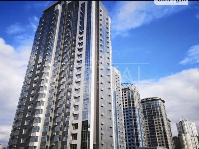 Продаж 4к квартири 110 кв. м на вул. Дніпровська наб. 10Г •