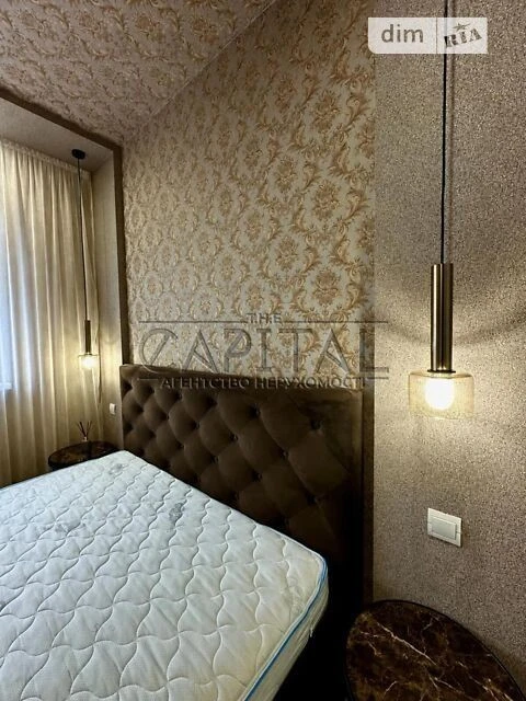 Продаж 3к квартири 92 кв. м на вул. Софії Русової 5 • ID 348
