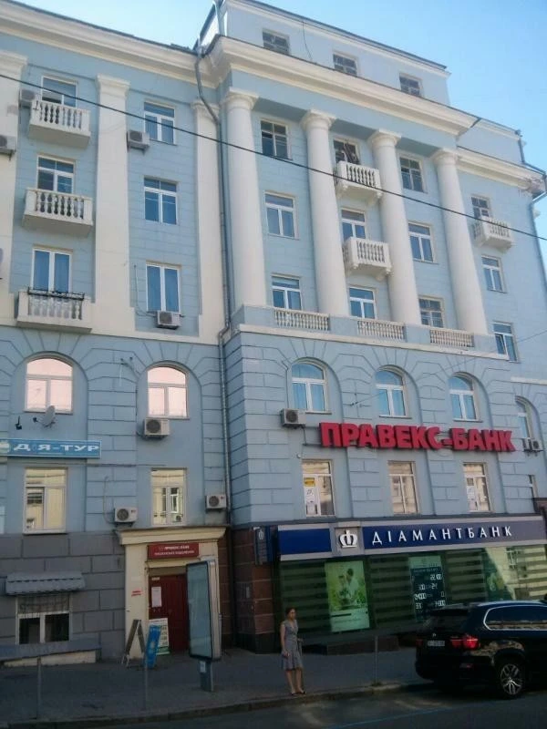 Продаж 5-кімнатної квартири 186 м², Пушкінська вул., 20А