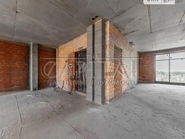 Продаж 3к квартири 186 кв. м на пер. Лук'яновський 3 • ID 34
