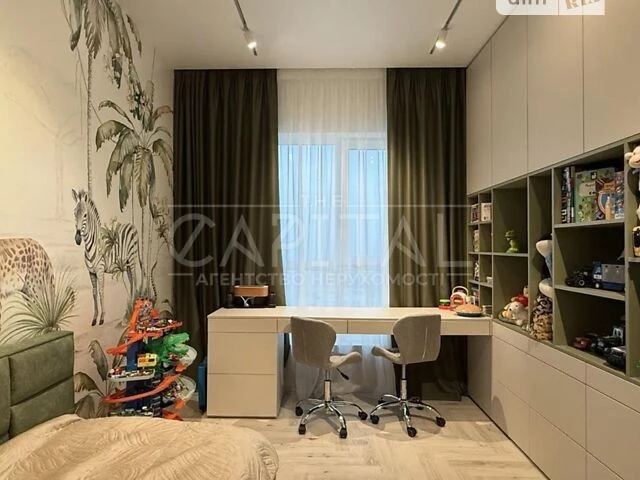 Продаж 3к квартири 119 кв. м на вул. Тодося Осьмачки 109 • I