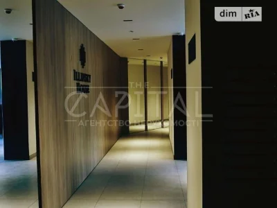 Продаж 2к квартири 87 кв. м на вул. Набережно-Хрещатицька 21