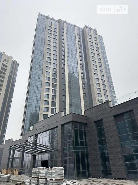 Продаж 2к квартири 76 кв. м на вул. Андрія Верхогляда ЧЕРГА
