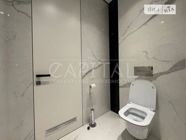 Продаж 4к квартири 330 кв. м на вул. пр-т Володимира Івасюка