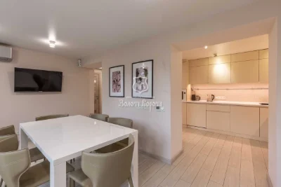 Продаж 2-кімнатної квартири 75.5 м², Березняківська вул., 14