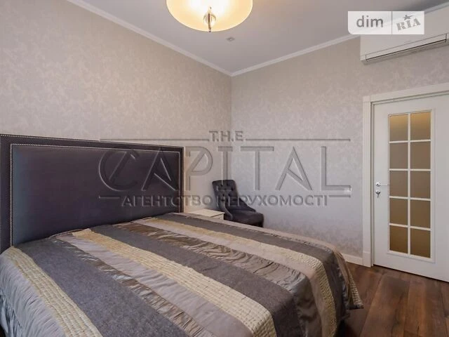 Продаж 2к квартири 85 кв. м на вул. Маккейна Джона • ID 3485