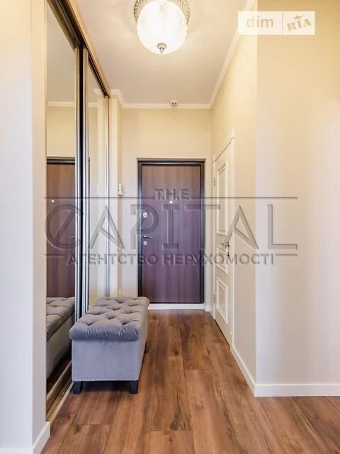Продаж 2к квартири 85 кв. м на вул. Маккейна Джона • ID 3485