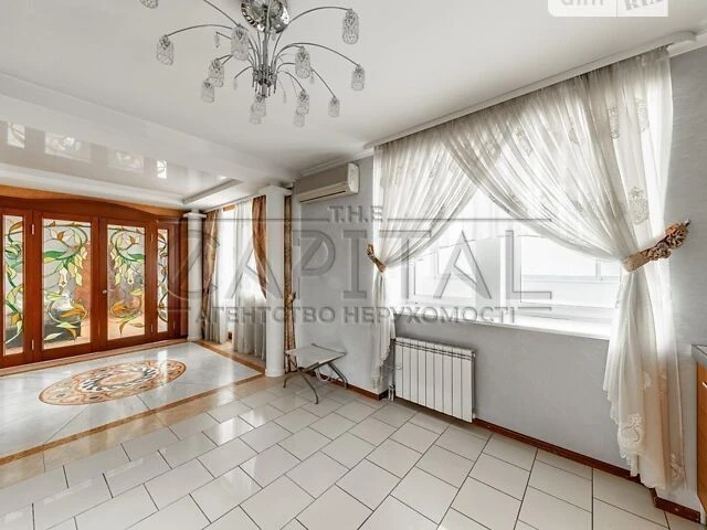 Продаж 4к квартири 250 кв. м на вул. пр-т Володимира Івасюка
