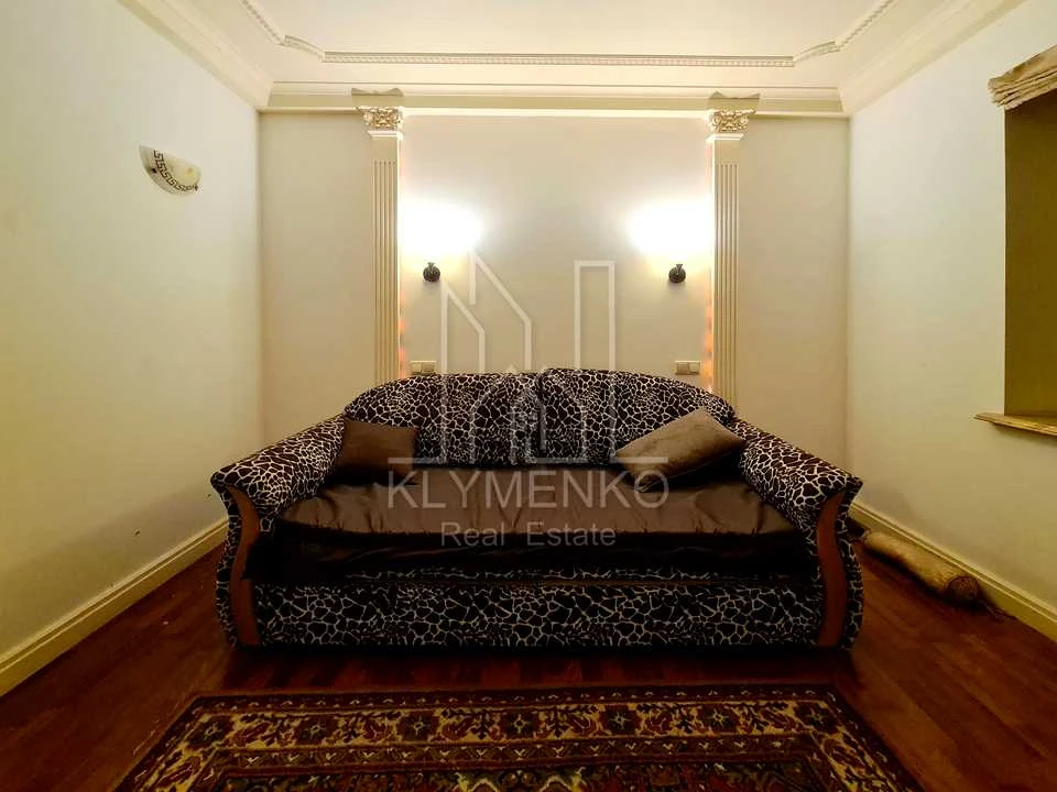 Квартира. Київ, Харківське шосе