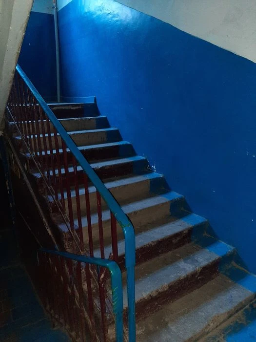 Selling a 2-bedroom apartment in Saltovka.