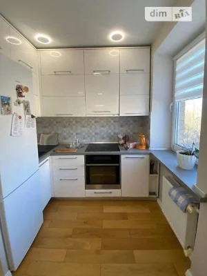 Продаж 2к квартири 42 кв. м на вул. Джохара Дудаєва 14 • ID