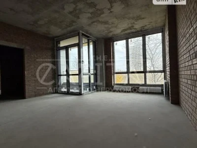 Продаж 2к квартири 83 кв. м на вул. пр-т Берестейський 42 •