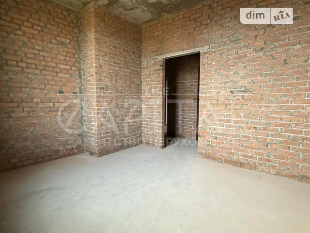 Продаж 2к квартири 83 кв. м на вул. пр-т Берестейський 42 •