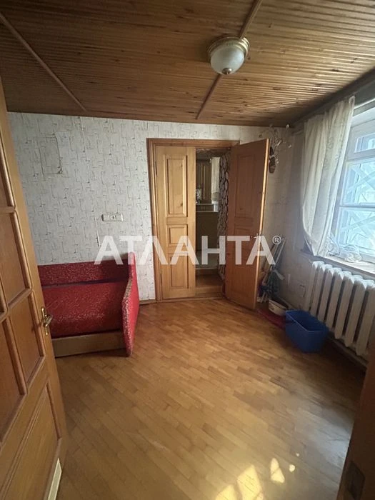 Квартира на земле с гаражом и палисадником в Черноморке.