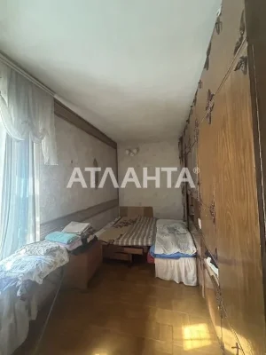 Квартира на земле с гаражом и палисадником в Черноморке.