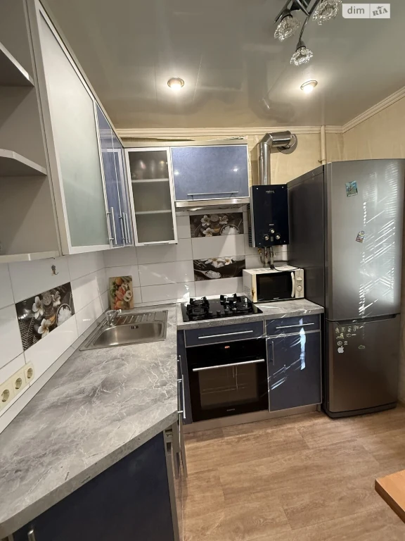 For sale Apartment Oleksandrivskyi (Zhovtnevyi)