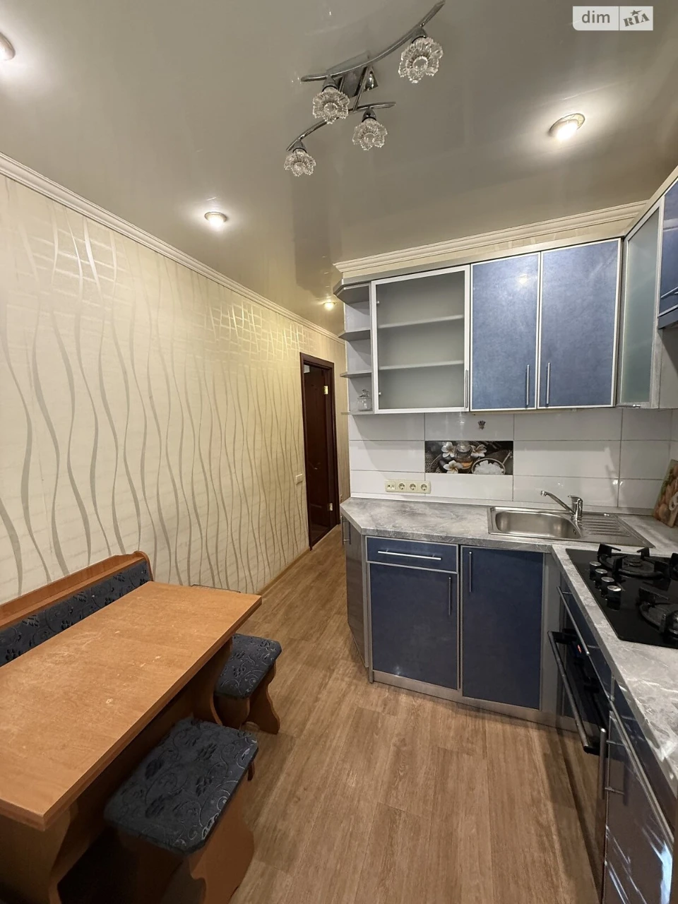 For sale Apartment Oleksandrivskyi (Zhovtnevyi)