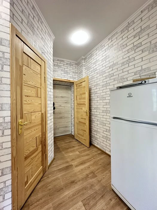 I will sell a 2-room apartment in the center of St. Serova Naberezhnaya, 10 (Yuliush