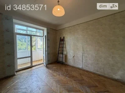 Продаж 3к квартири 74 кв. м на вул. Горіхуватський шлях 9 •
