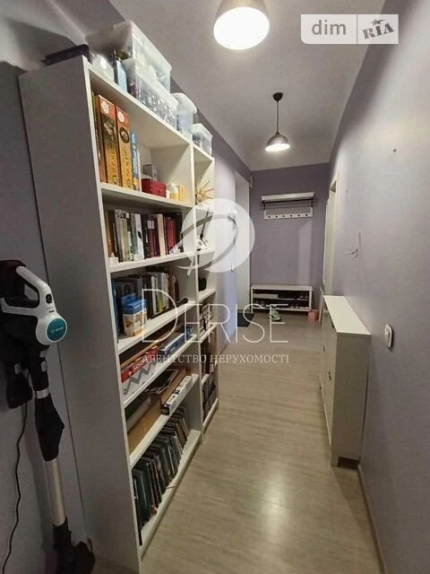Продаж 2к квартири 54.2 кв. м на вул. Іоанна Павла II 19 • I