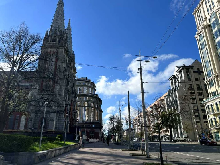 Apartment. Kyiv, Velyka Vasylkivska St. (Chervonoarmiyska)