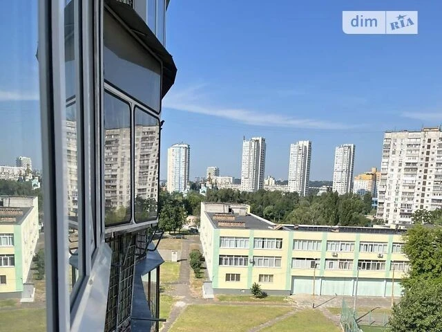Довготривала оренда 1к квартири на вул. Березняківська 24Б •