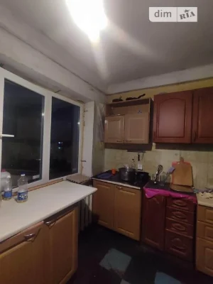 Продаж кімнати 24 кв. м на просп. Воскресенський 42 • ID 348