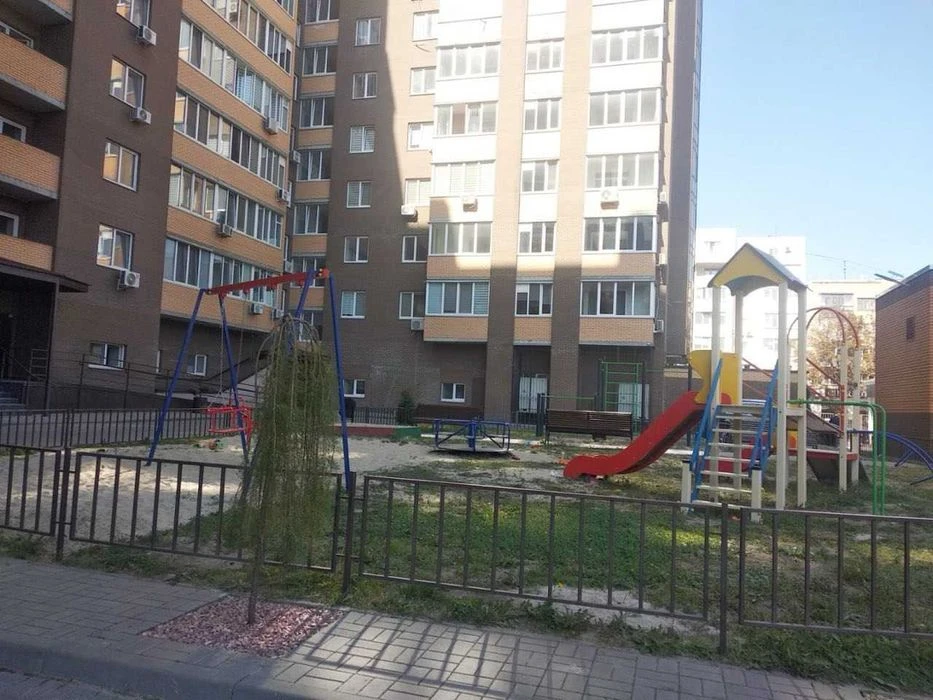 Продається простора квартира в ЖК"Резиденція" в центрі міста