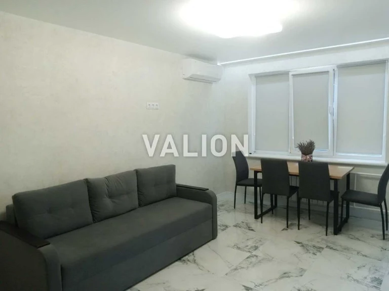 Без%. Продам 3-х кімнатну квартиру70 м2. Газ. Патріотів 98