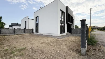 Теоміново продам готовий котедж р-н Нового Двору / Щасливого