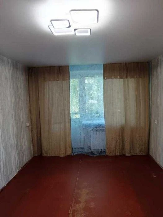 Продам 3 кімнатну квартиру, Холодна Гора, цегляний будинок