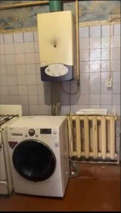 Продам 1 квартиру  на Центральном рынке