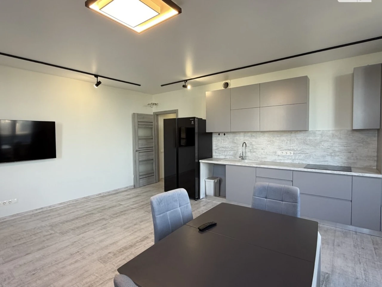 Продаж Квартира Теремки-1