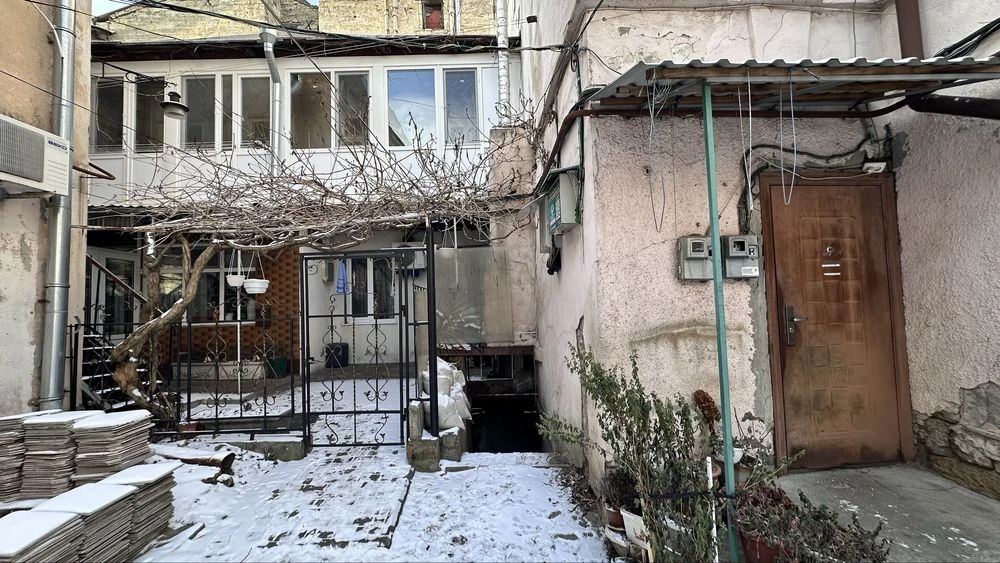 Продам 2-х комнатную квартиру в самом центре города