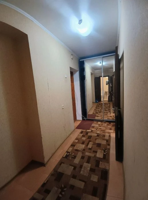 Продаж 1 кімнатної квартири на Ближньому Замості, Ступки