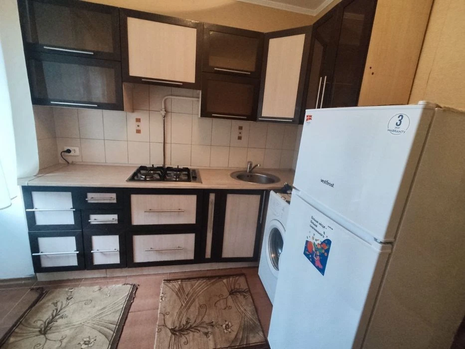 Продаж 1 кімнатної квартири на Ближньому Замості, Ступки
