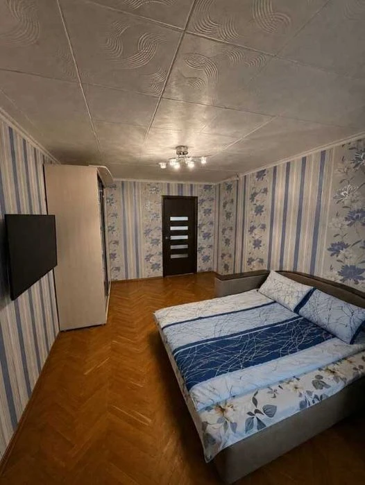 3 кім в ЦЕГЛЯНІЙ багатоповерхівці з ремонтом на ТОПОЛІ (7205