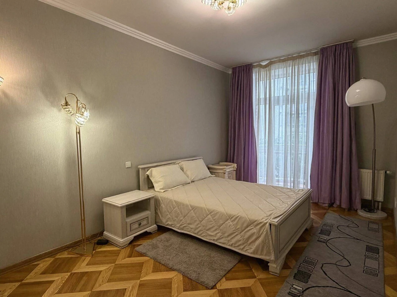 Аренда 4 комнатной квартиры, центр, ул. Конисского Александр