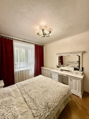 Продаж 3-кім. квартири, вул. Андрія Верхогляда 2.
