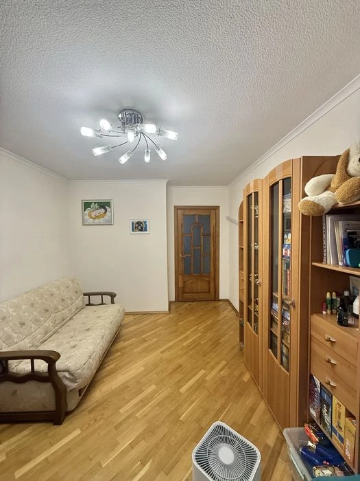 Продаж 3-кім. квартири, вул. Андрія Верхогляда 2.
