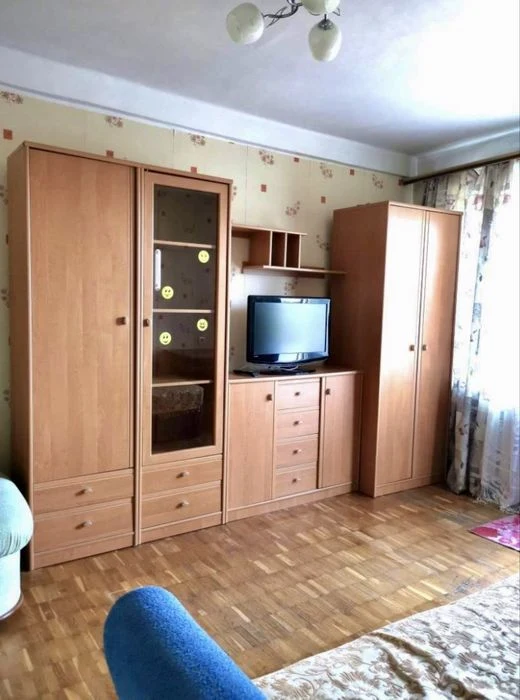 Продаж 1-кімнатної квартири, вул. Микитенка, 11, Воскресенка