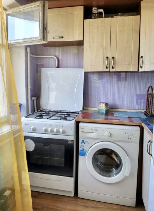 Продаж 1-кімнатної квартири, вул. Микитенка, 11, Воскресенка