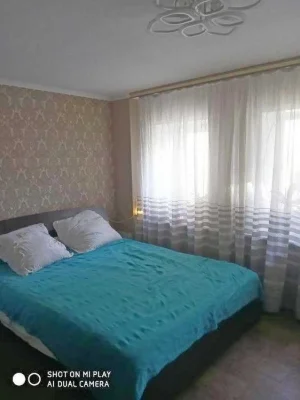 Продам квартиру на Холоній гор