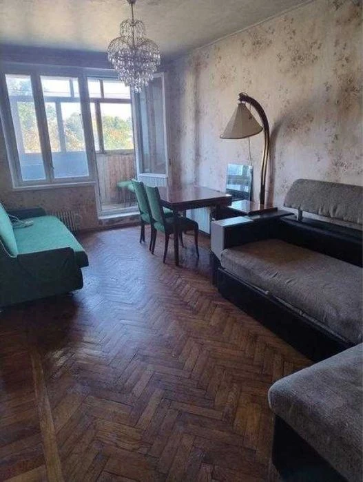 Продам 3к.квартиру жилое состояние в отличной локации на ХТЗ