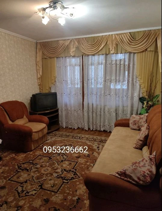 Продаж 2 кімнатної квартири, по Свободи.