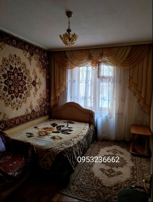 Продаж 2 кімнатної квартири, по Свободи.