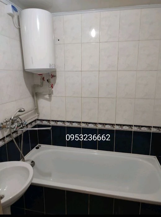 Продаж 2 кімнатної квартири, по Свободи.