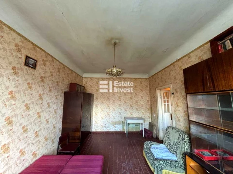 Apartment. Kharkov, Malozhankoyska St.
